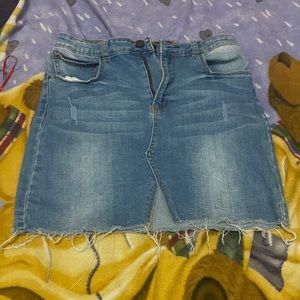 Denim skirt , V cut , BLUE JEAN , size SMALL
